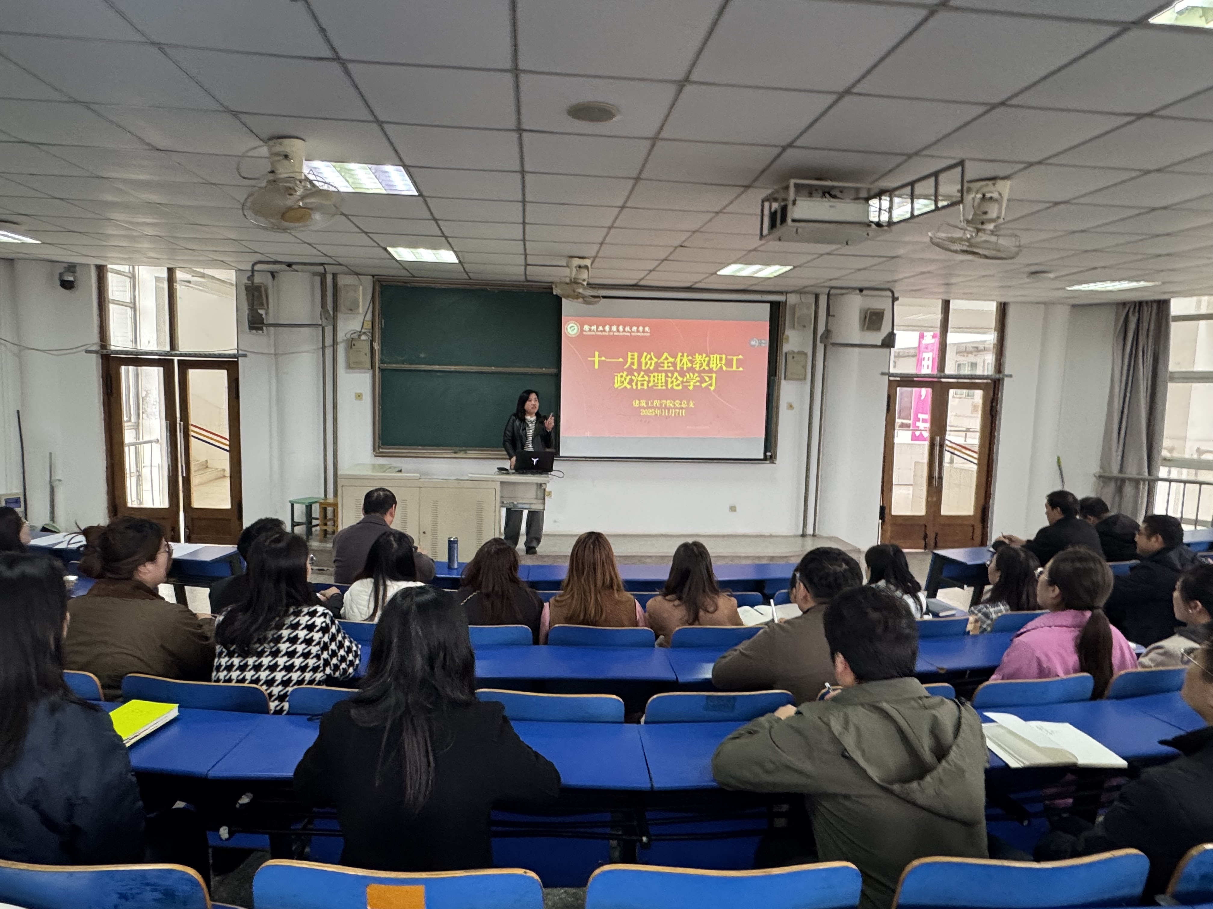 685e37966468e25d170dd7ea154ead4d.png 685e37966468e25d170dd7ea154ead4d.png