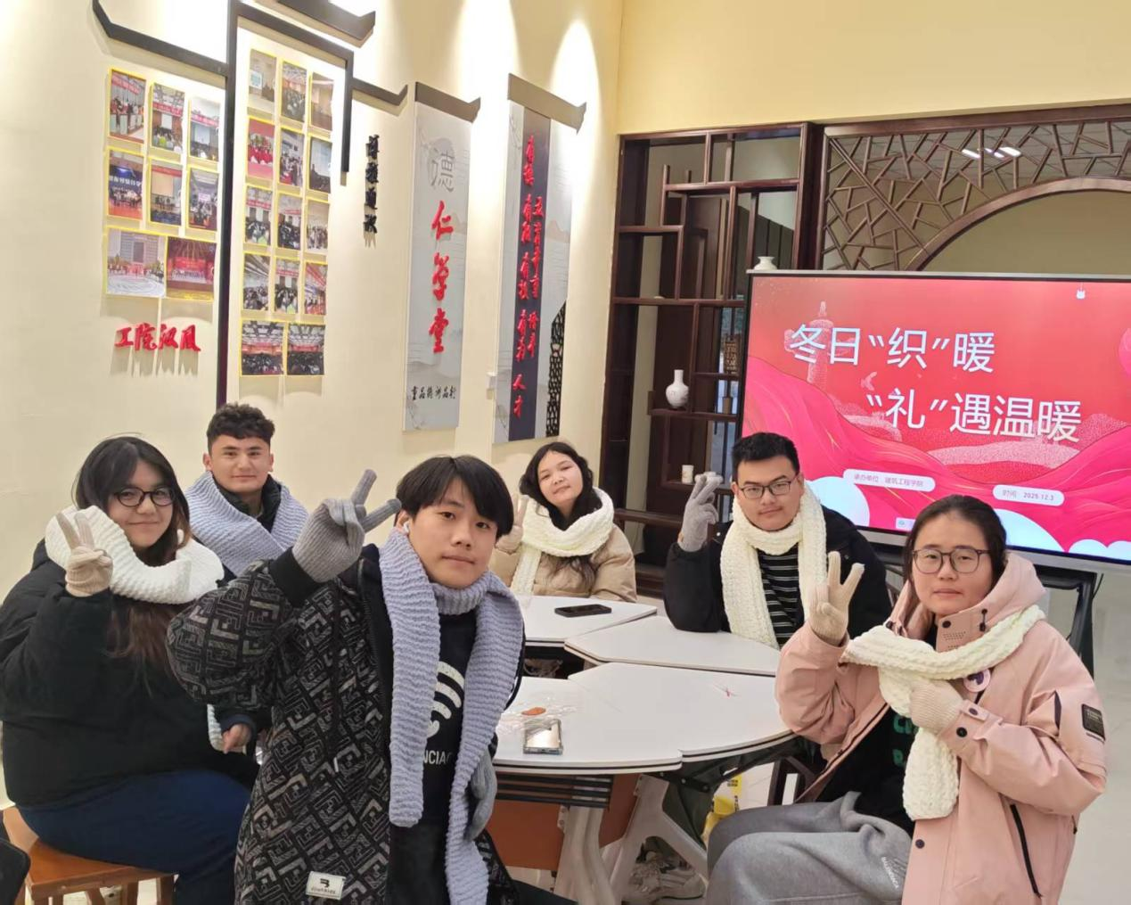 2025.12.9.04.png 2025.12.9.04.png